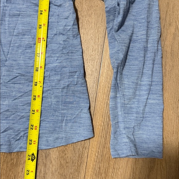 Women's Segments Merino Wool Long Sleeve Base Layer Top Tee - Picture 2 of 5